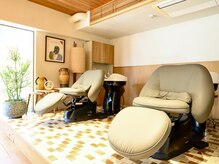 ソファのような珍しいフルフラットシャンプー台◎