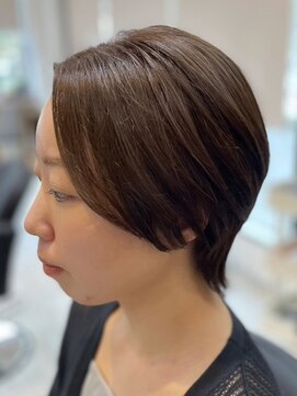 アトリエコア(Atelier Coa) ショートカットショートボブハンサムショートグレージュカラー