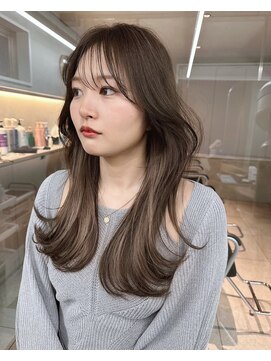 サイン 渋谷(SIGN) 韓国ヘアイメチェンハッシュカット似合わせカットレッドブラウン