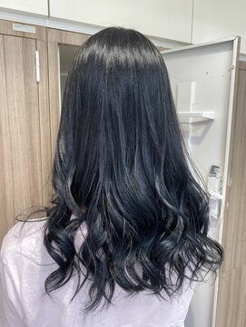 アッシュ 鶴ヶ峰1号店(Ash) 暗髪《ブルーブラック》【鶴ヶ峰/相鉄線/ネイビー/横浜】