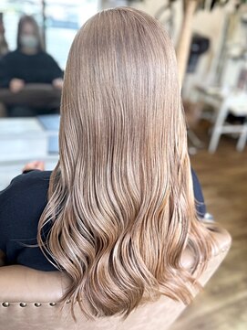 ディーディーフォルム(DD form) オトナ女子の為のハイトーンロング