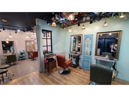 ロスタ(Rosta)の写真