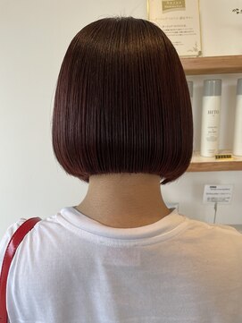 カットアンドトータルビューティ ヴァンキャトル(Cut&Total Beauty VINGT QUATRE) 内巻きボブ◎