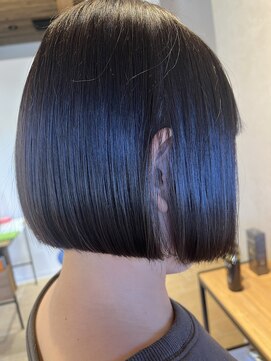 ゼル 肥塚(ZELE) ボブスタイル