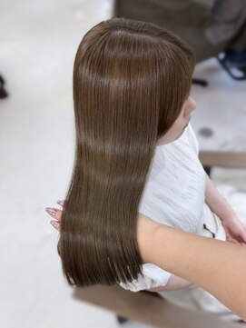 ハピネス 梅田茶屋町店(HAPPINESS) 韓国風/レイヤーカット/顔周り/顔まわり/髪質改善/ベージュ