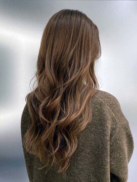 ロック(rock) レイヤーカット/ハッシュカット/顔まわりカット/海外レイヤー