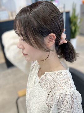 リアンバイアリュール(Lian by Allure) レイヤーカットハッシュカットミディアムレイヤー顔周りカット