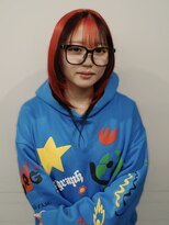リベロ 柏(Libero) 落ちる赤×ブロックカラー
