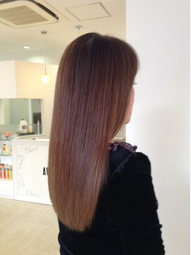 美容室 アヴァンセ(AVANCER) 健康的で美しいストレートスタイル