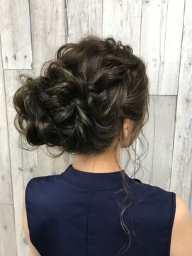 ヘアセット専門店 ナゴミ 渋谷店(nagomi) ウェディング/ブライダル/お呼ばれ/二次会に!ふわふわシニヨン♪