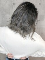 ヘアーメイクオズ(hair make O/S)&nbsp;担当 照井 グレージュ×抜けミディアム