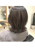 外ハネくびれボブ