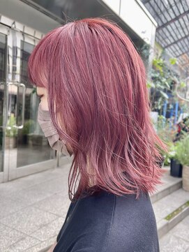ヘアーメイクオズ(hair make O/S) ヘアメイクオズ&金あゆみ　ピンクレイヤーミディ