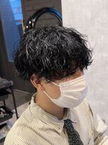 アビー(ABEY)&nbsp;波巻きスパイラル刈り上げマッシュブルーブラック