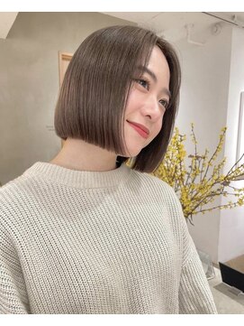 ローレン(LOREN) ミルクティーベージュぷつっとボブケアブリーチ 梅田