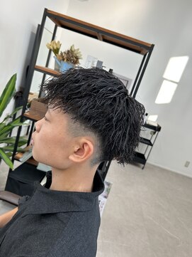 トルペヘアデザイン(Tolpe hair design) メンズカットツイストスパイラルパーマ波巻きパーマ