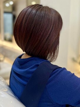 ザビー(THE B) 本八幡×トリートメント×オージュア×前下がりボブ