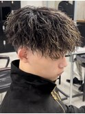 金メッシュ縦落ちツイスパ メンズ パーマ 眉カット