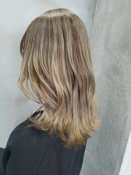 ベースヘアーデザイン(BASE HAIR DESIGN)の写真/【当日予約OK】カット+カラー¥6990~などのお得なクーポン多数◎プチプラで今旬のヘアスタイルに☆