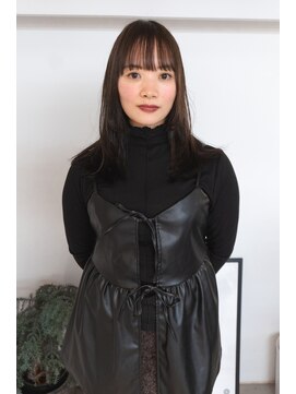 シカ(sica) ミディアムロング透明感カラー