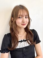 アビー(ABBEY3)&nbsp;レイヤーカットミディアムレイヤー顔周りレイヤーハッシュカット