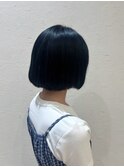 モードな雰囲気を楽しむ◎切りっぱなしミニボブ/艶感