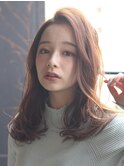 重めミディアムロング