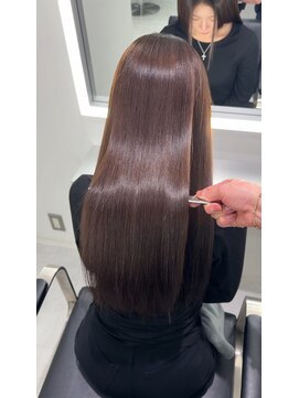 テイス 新宿(TACE) [新宿駅/ココアベージュ/クラゲヘアー/オリーブグレー]