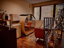 ノル(nol)の雰囲気（サロン内に水素、酸素カプセルブースがオープンしました。）