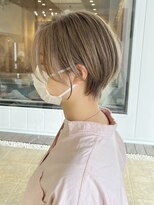 エクラバイナチュラル(eclat by Natural)&nbsp;大人の色気ショートボブ/美人シルエット/丸みボブ/柔らか質感