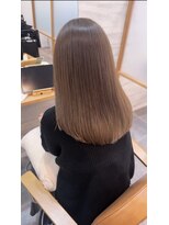 ジーナ ガーデンズ千早(Zina)&nbsp;《Zina千早 藤》グレージュ/髪質改善/ブリーチ/20代30代40代