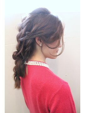 ラフ 原宿(L.a.a.g.f harajuku) ふわくしゅねじり ヘアアレンジ ヘアセット＠原宿