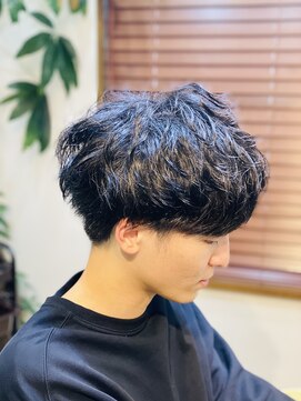 ミオ(mio) ふんわりスパイラルパーマ