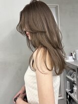 サイン 表参道(SIGN)&nbsp;レイヤーカットグレージュカラーデザインカラーシルキーベージュ