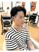 ビカム 名駅(become)&nbsp;【ガイルヘア】ニュアンスセンターパート刈り上げメンズパーマ