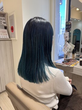 ヴィサージュファイン(VISAGE fine) ブリーチカラーエメラルドブルー バレイヤージュ