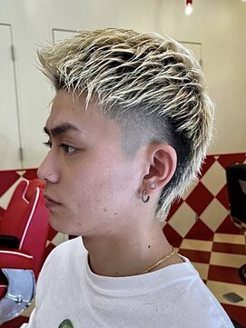 キングスマントーキョー 府中店(KINGSMAN TOKYO) 【スパイキーアップバング】