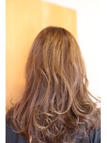 アンソレイユ ヘアー ガーデン(ensoleille hair garden) ロングレイヤー