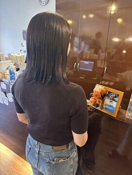 ルシア(Lucia) グレージュカラー