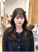 ミディアムヘア暗めカラーデザインカラーフェイスフレーミング