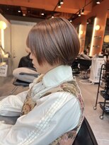 カルマ(KARMA)&nbsp;丸みショート×ベージュカラー