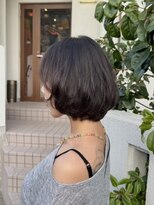 リアド(.RIAD)&nbsp;個性を活かすハイレイヤーボブ