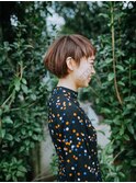 オン眉ボブ