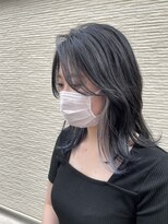 インナーカラーホワイトダブルカラーブリーチくびれレイヤー前髪
