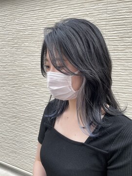 サンク 原宿 表参道(cinq) インナーカラーホワイトダブルカラーブリーチくびれレイヤー前髪