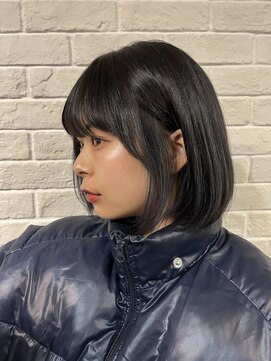 ヘアーアンドメイクアップ ケー インターナショナル 神楽坂(Ke' International) インナーカラー　ブルーブラック　インナーブリーチ　ブルー