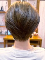 カミビトグロウ(kamibito glow)&nbsp;20代30代40代大人可愛いひし形レイヤーカットモカベージュ