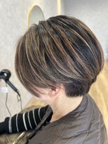 ボーンブライト(born bright)&nbsp;白髪染めハイライト抜きっぱなし