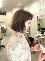 ノイ(noii)&nbsp;Aライン/タッセルボブ/ウェーブ巻き/柔らかベージュ