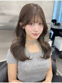 可愛い顔まわり×グレージュでつくるくびれヘア
